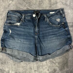 Silver jeans women’s denim cuffed him slightly ripped some stretch